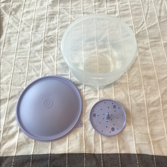 1 Tupperware Lettuce keeper - Picture 4 of 5